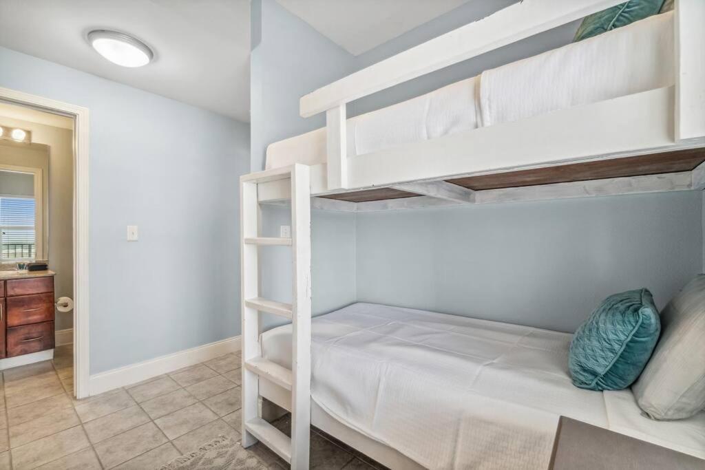 Spacious Beach Condo With Gulf Views! Sleeps 8! By Dolce Vita Getaways Pcb 巴拿马城 外观 照片